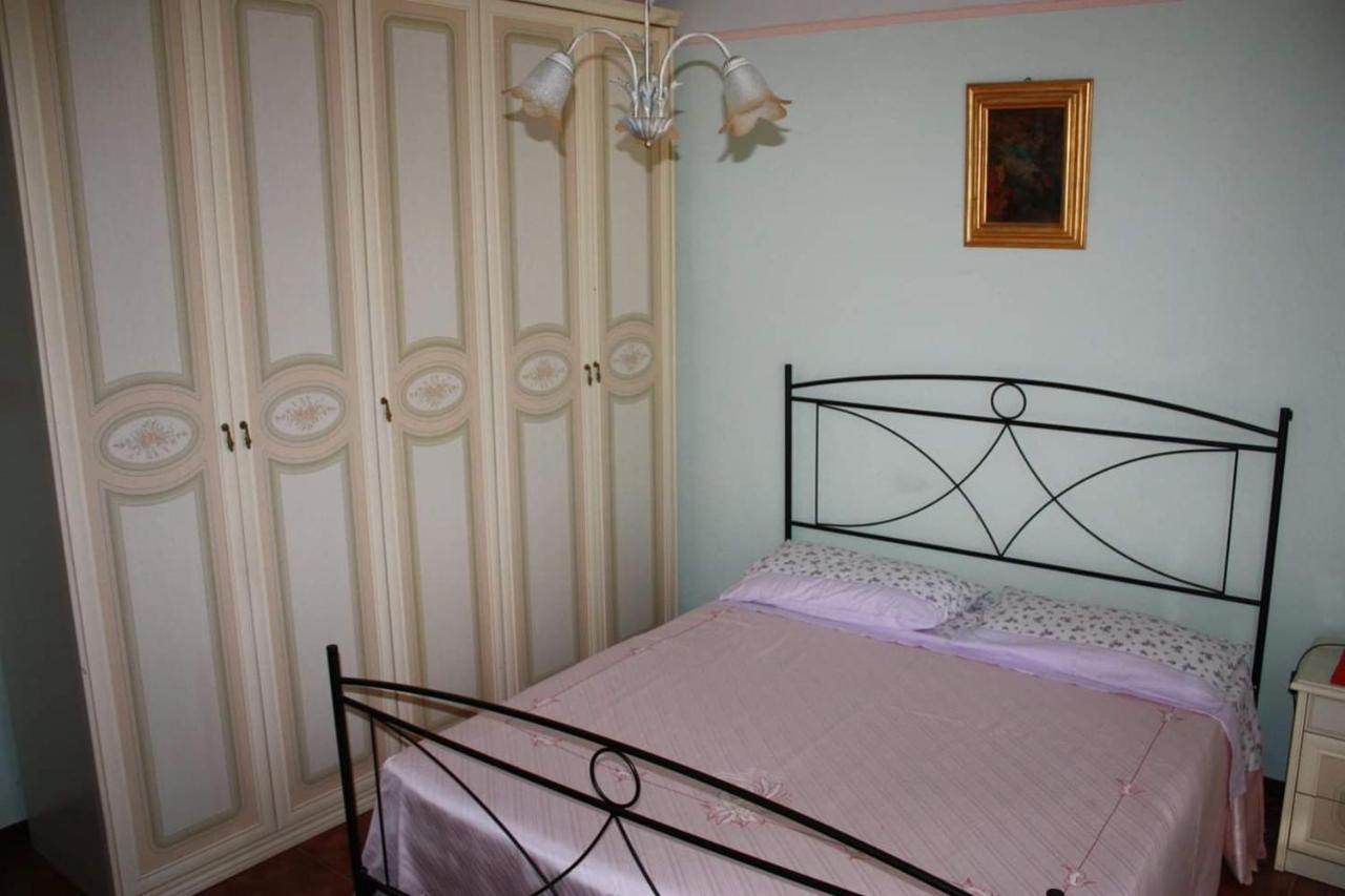 B&B Mamma Ari Fermo megye Kültér fotó